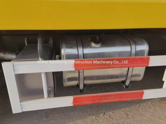 中国制造重型中国重汽柴油8X4自卸车出售