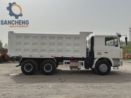 Shacman F3000 自卸车 6X4 10
