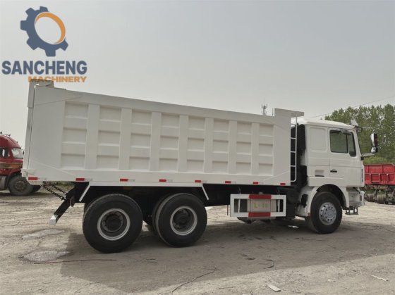 Shacman F3000 自卸车 6X4 10