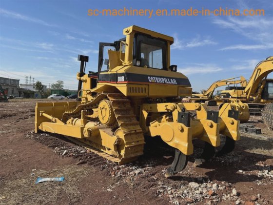 中古の猫D8rブルドーザー、セカンドハンドのキャタピラーD8D8rD7rD8nD8lブルドーザー販売中