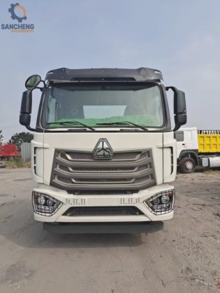 中古ホハントラックヘッドホハン6X4トラクタートラックCNHTCホハン371トラクターユニット