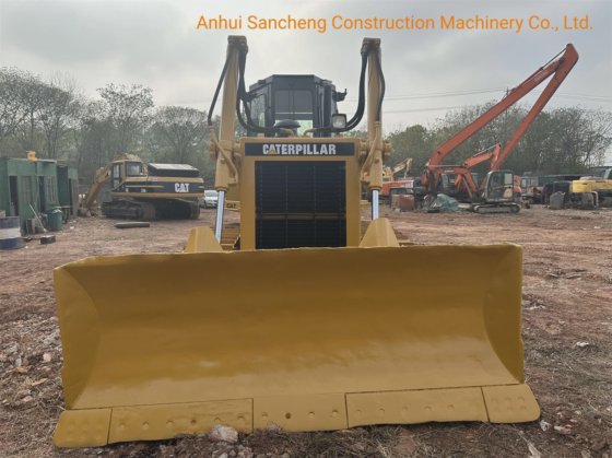 极低价格的2015年日本卡特彼勒D6 Cat D6g推土机
