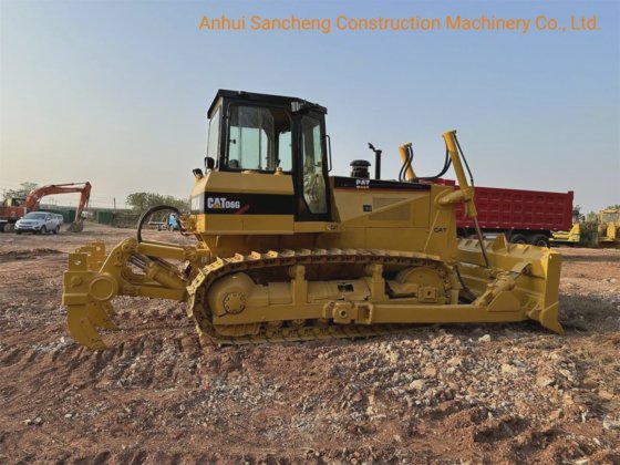 2015年卡特彼勒D6g推土机与开膛手/Cat D6g D6d推土机