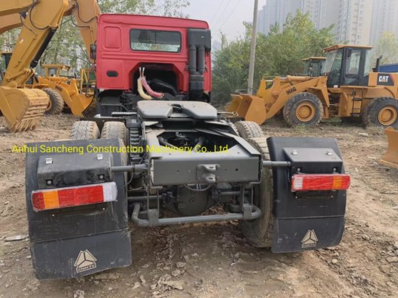 热销重卡 二手中国重汽371马力卡车牵引车头