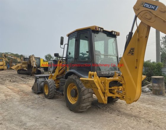 使用済みのJcbバックホー・ローダー3cxで、稼働時間が少ないです。