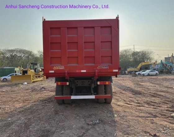 中国重汽二手HOWO 8X4 30cbm自卸车 矿山自卸车