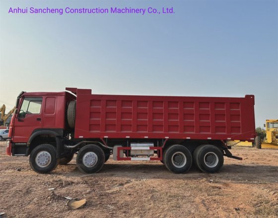 シノトラック 中古 ハウオー 8X4 30cbm