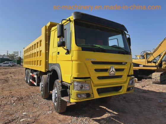 12轮胎重卡 中国重汽HOWO 8X4 371马力 380马力