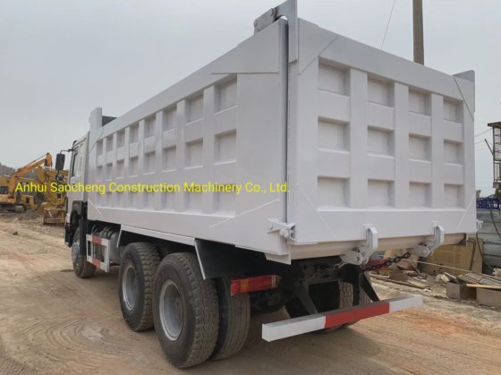 廉价的二手中国重汽HOWO 6X4自卸车在非洲很受欢迎