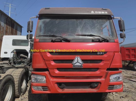 中国重汽HOWO自卸车6X4 8X4二手自卸车