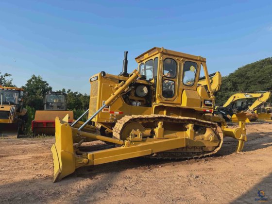 中古のキャタピラーD7g クローラブルドーザー キャットD7g ブルドーザー 土木作業