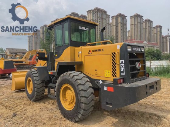 中国制造 Sdlg933 轮式装载机热卖中