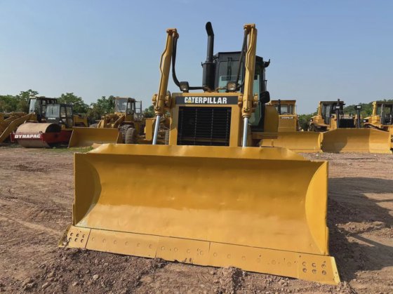 高品質の中古猫D6gブルドーザーキャタピラークローラードーザー高品質