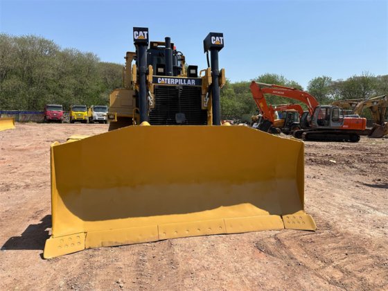 状况良好的美元卡特彼勒 D8r 推土机低价出售