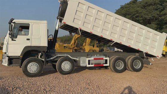 中国重汽 HOWO 336HP/371HP/420HP 10 轮二手自卸式