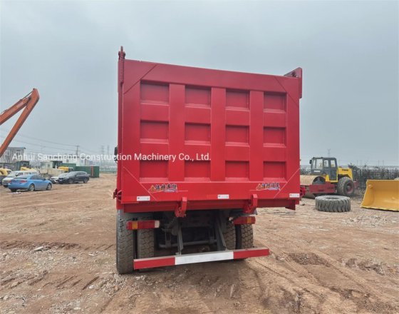 重型8X4翻斗车 中国HOWO自卸车出售