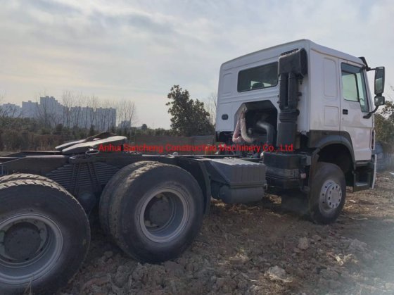 高品質の中古中国製HOWOトラックヘッド6X4ダンプトラック