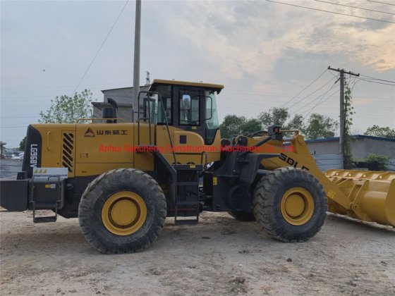 二手大型轮式装载机 LG968（带岩石铲斗）装载机