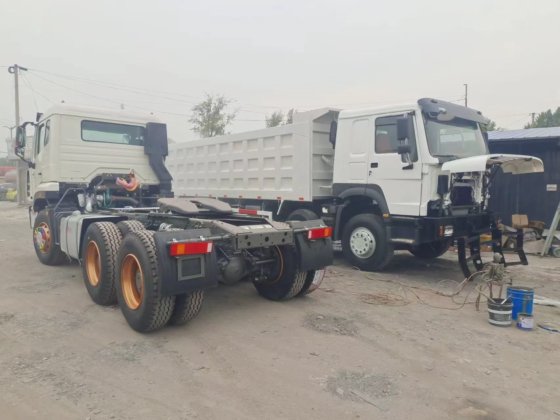 中国重汽豪沃重型二手卡车 6 4 371马力卡车拖车头