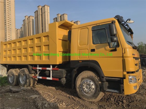 中古建設機械 シノトラック ハウオー 6 4