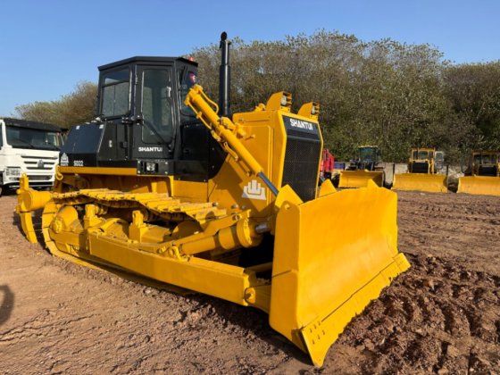 现货供应状况良好的二手山推SD22履带式推土机/履带式推土机