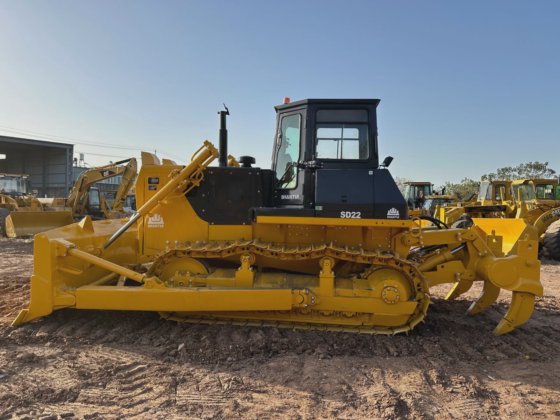 现货供应状况良好的二手山推SD22履带式推土机/履带式推土机