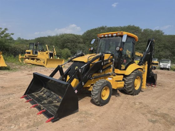 Tlb 4X4 装载机 二手 Jcb