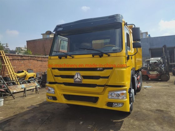 中国重汽HOWO 6X4自卸车 重型翻斗车