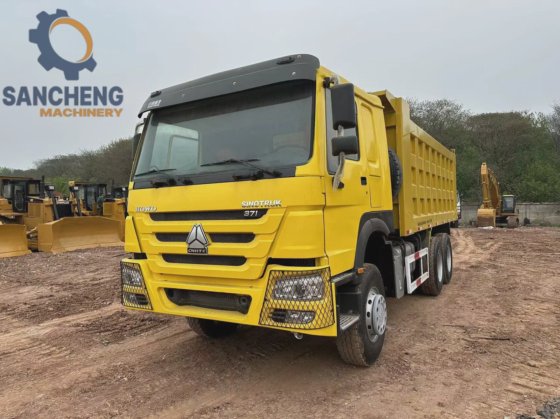 中国重汽 HOWO 6X4 自卸车 10