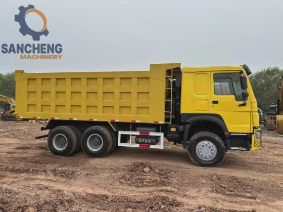 中国重汽 HOWO 6X4 自卸车 10