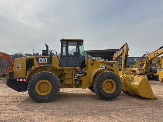 中古のキャタピラー966hトラクターローダーキャット966建設機械ローダー