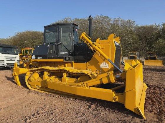 山推 SD22 推土机 22 吨液压履带式推土机