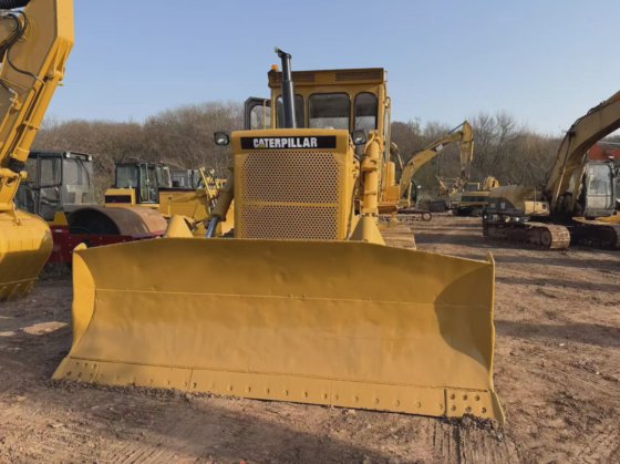 オリジナルの中古キャタピラーD8hブルドーザーキャットD8h油圧トラックドーザー良好な状態