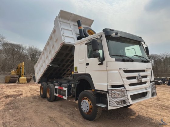 2023 年 HOWO 6X4 371HP