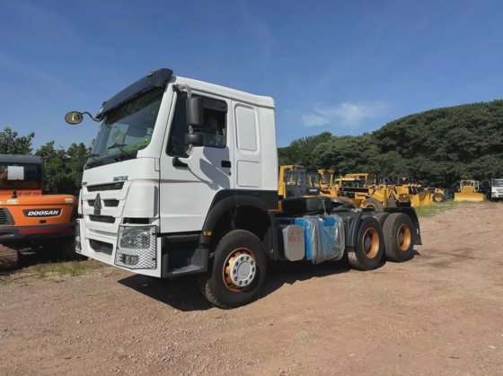 中国重汽 6X4 卡车组 HOWO 卡车头