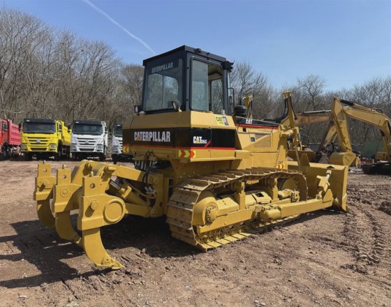 中古クローラートラクタードーザー D6g D7g D7h D8K