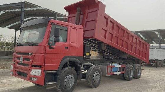 廉价二手HOWO 8X4 12轮自卸车/中国重汽HOWO 371自卸车
