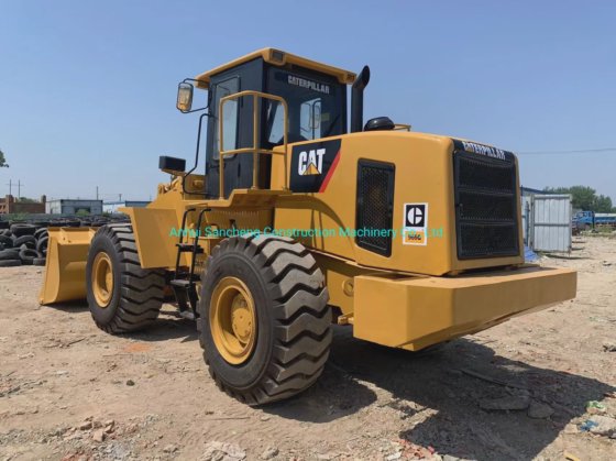 日本の猫 966g 中古キャタピラー 966 フロントチャージャー