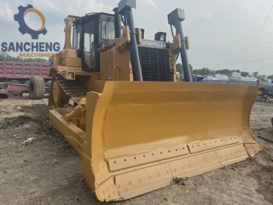 卡特彼勒 D7h 履带式推土机 Cat D8K