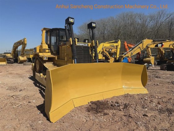 廉价的二手卡特彼勒D6 D7 D8 D9推土机/二手Cat推土机D8r