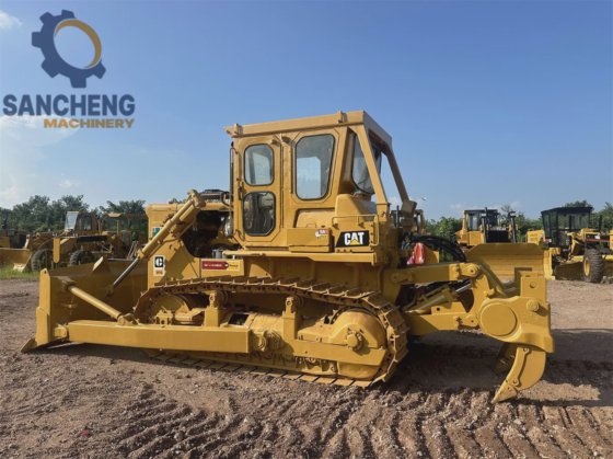中古キャタピラークローラー D7g ブルドーザー キャットトラックブルドーザー D7g