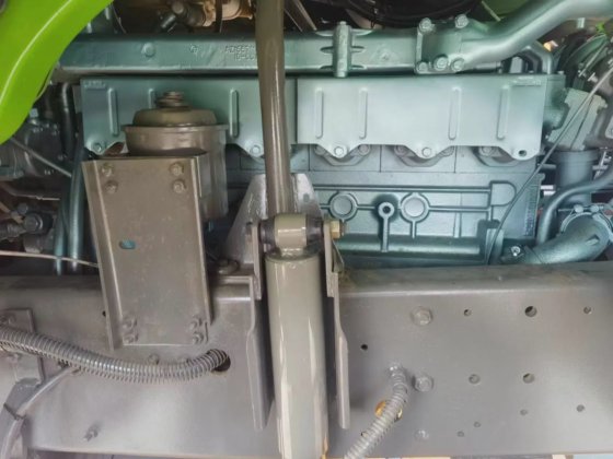 中国重汽HOWO375 10轮6X4翻斗车自卸车出售