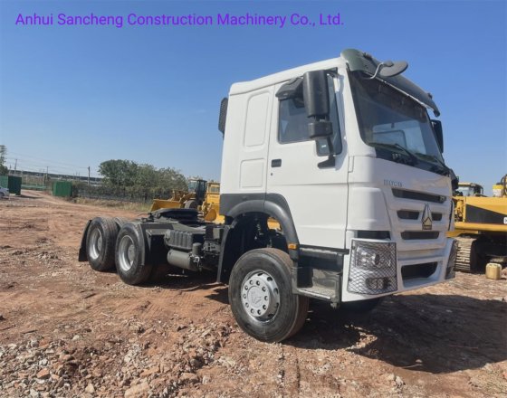 HOWO牵引车/牵引头卡车6 4/运输半拖车