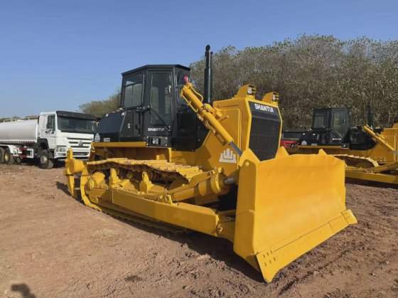 车况良好的二手山推 SD22 液压履带式推土机 22t 二手推土机