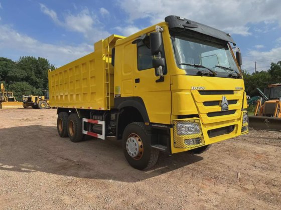 シノトラック重型トラック 中古HOWO 6X4 ダンプティッパートラック 中古車輸送