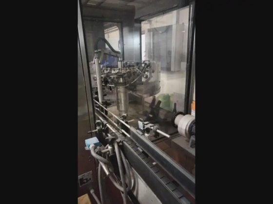 瓶詰ライン（無炭酸ワイン用）2000本/時