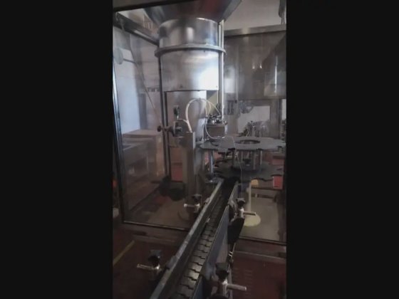 瓶詰ライン（無炭酸ワイン用）2000本/時