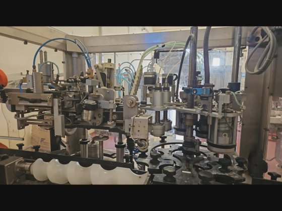 完整等压玻璃瓶线用于葡萄酒 - 2000BPH