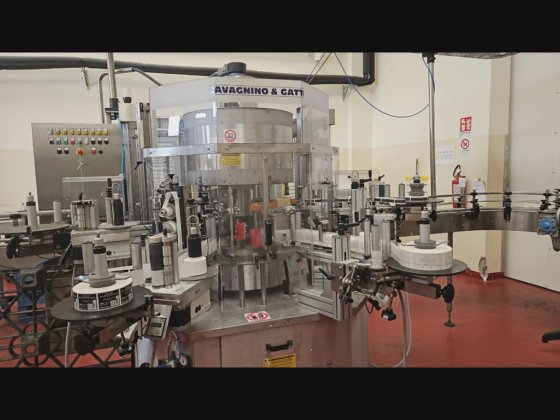 完整等压玻璃瓶线用于葡萄酒 - 2000BPH