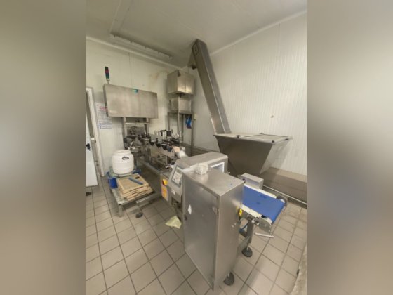 2011 Navatta QE11056